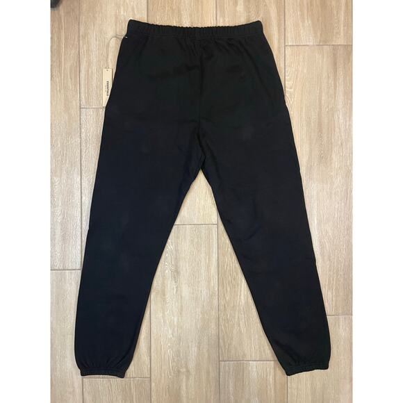 Fear of God Essentials Sweatpants Black Size XL NWT 2023 Stretch Lim Joggers - Picture 2 of 10